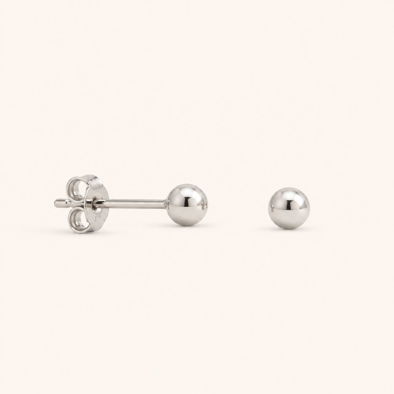 The Petit White Gold Sphere
