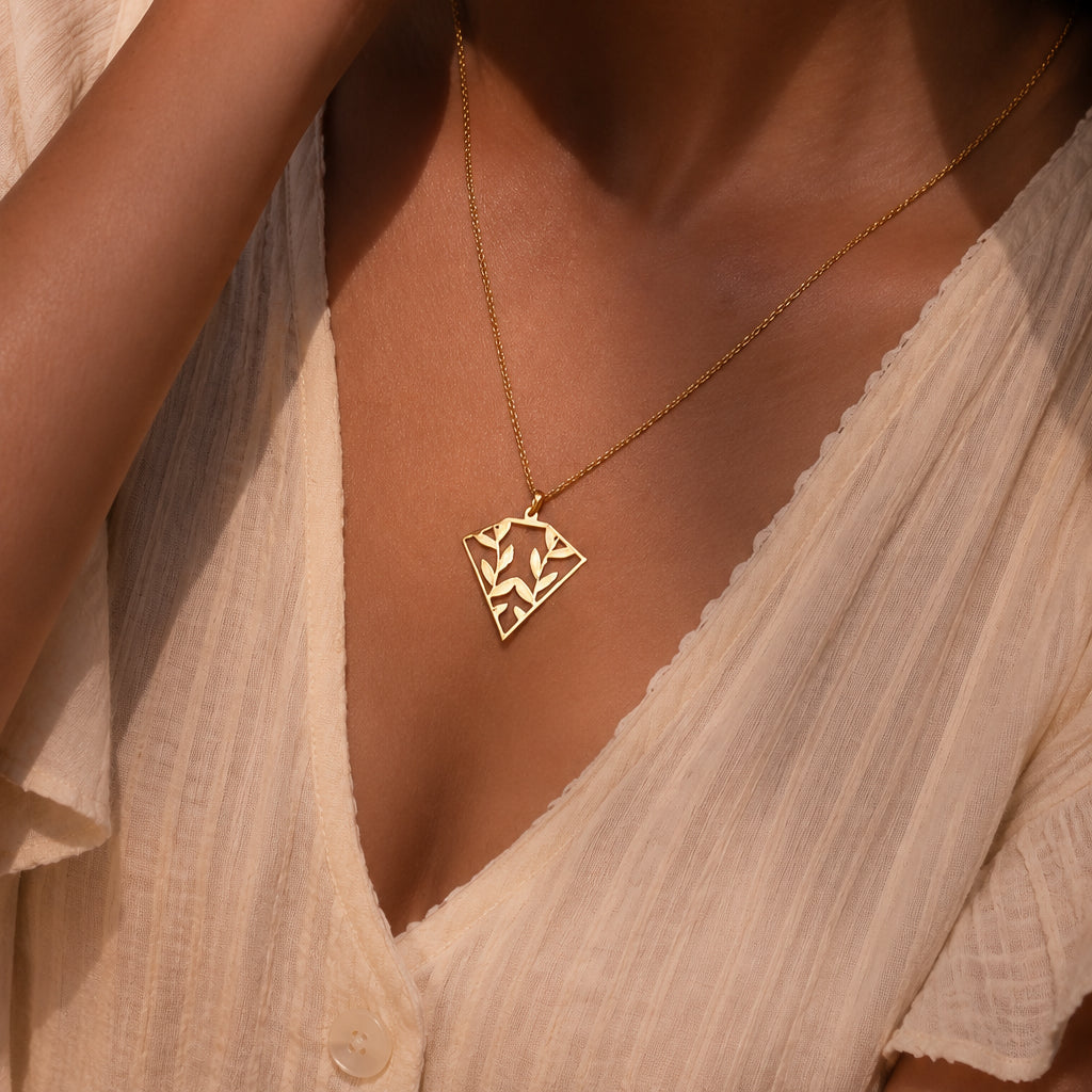 The Botanical Pendant