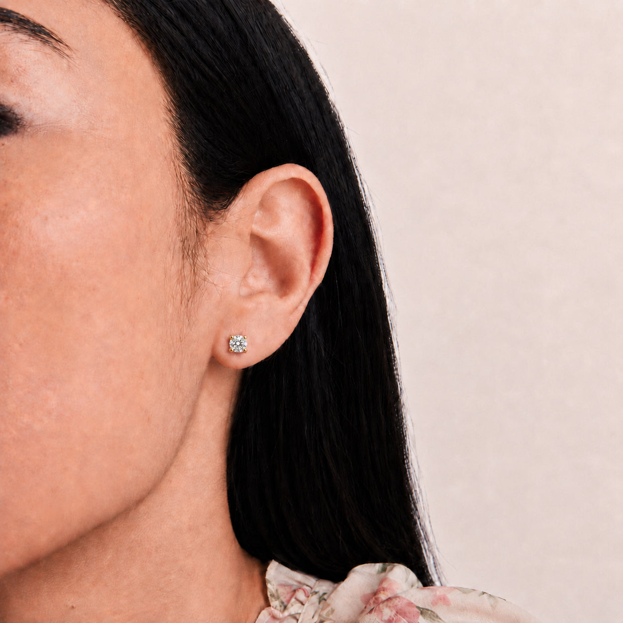 The White Sapphire Gemstone Studs