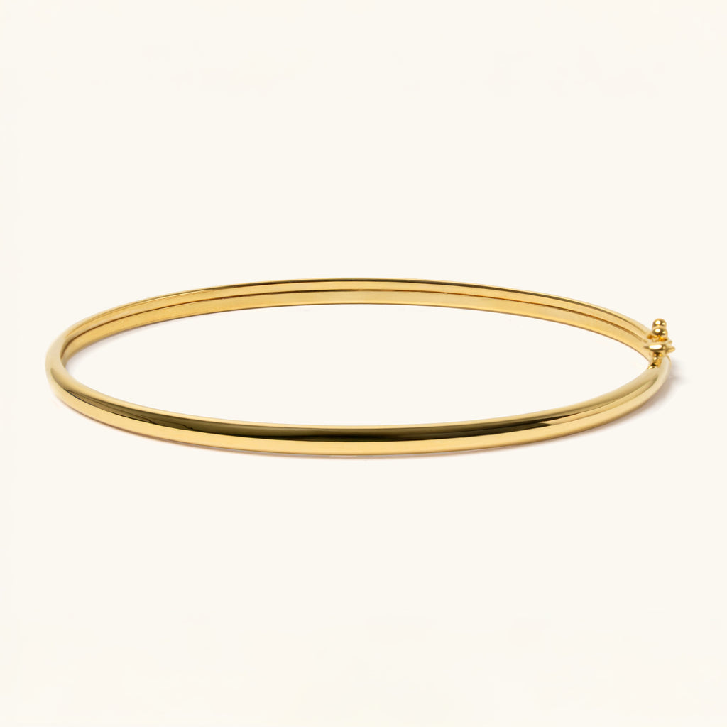 The Curved Essential