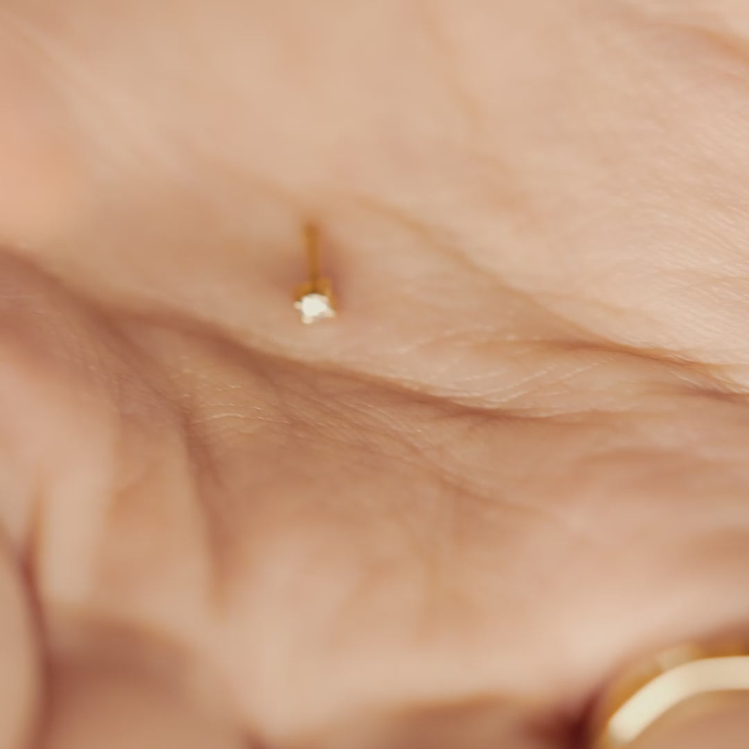 The Petit Diamond Nose Stud (18K Yellow Gold)