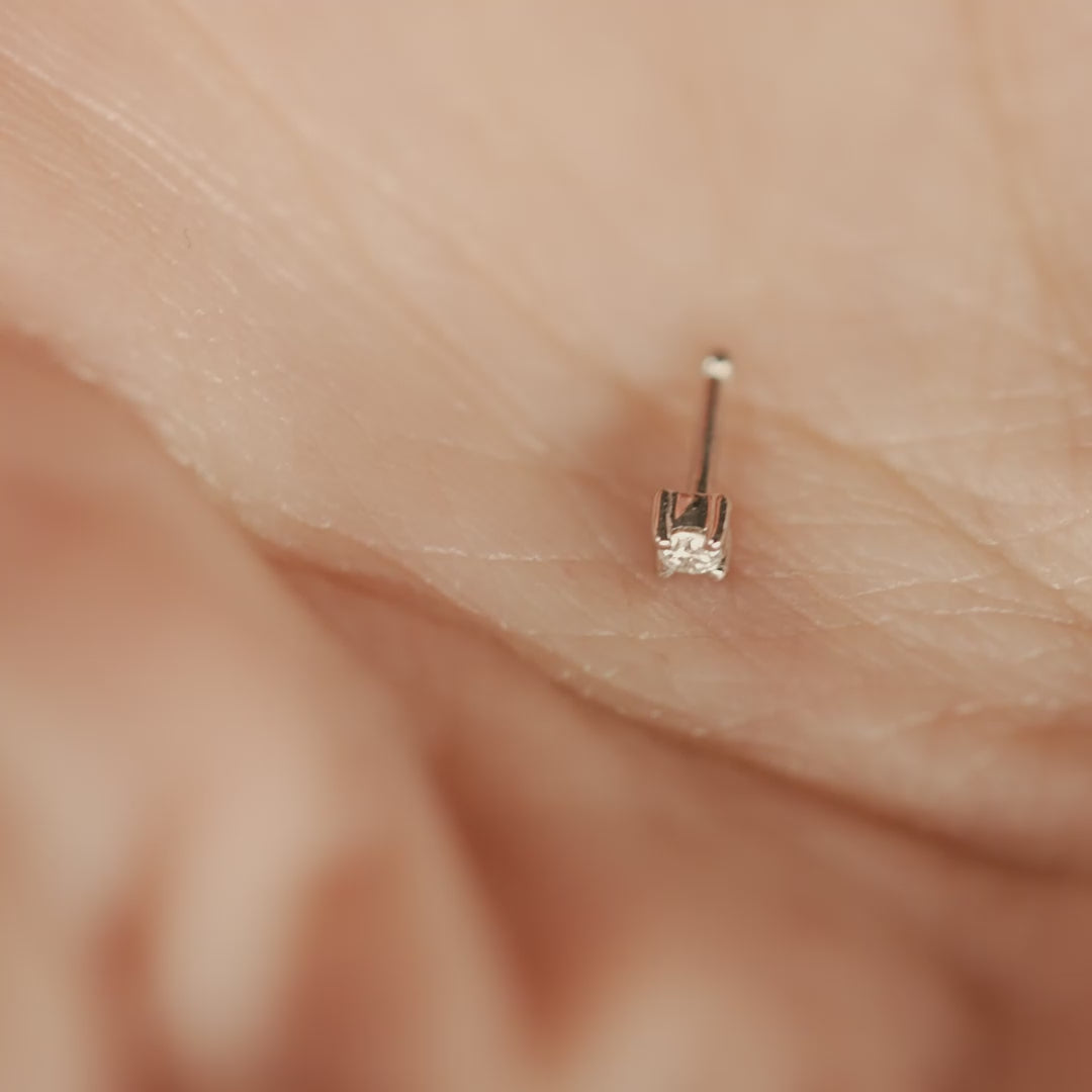 The Petit Diamond Nose Stud (18K White Gold)
