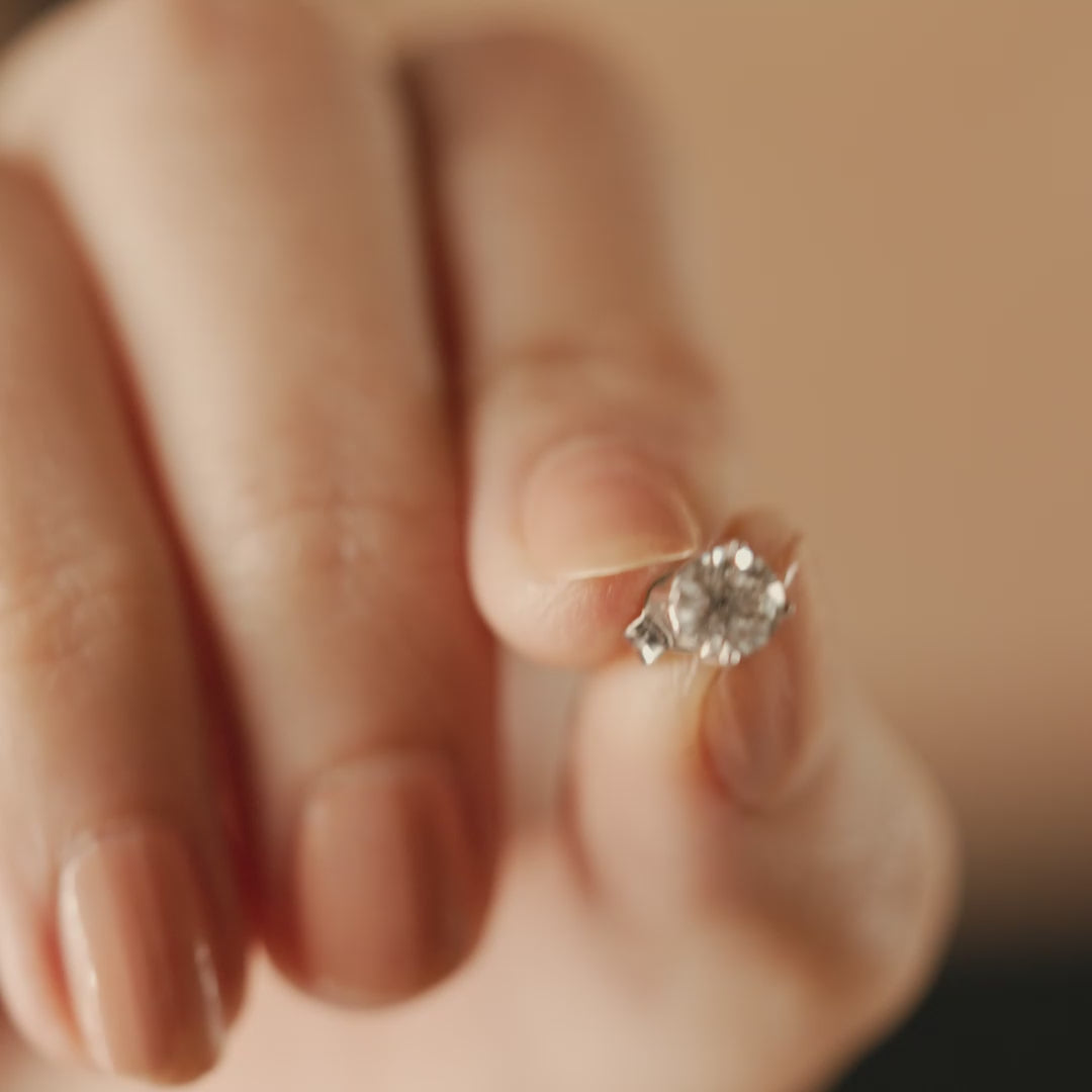 The Diamond Studs (18K White Gold)